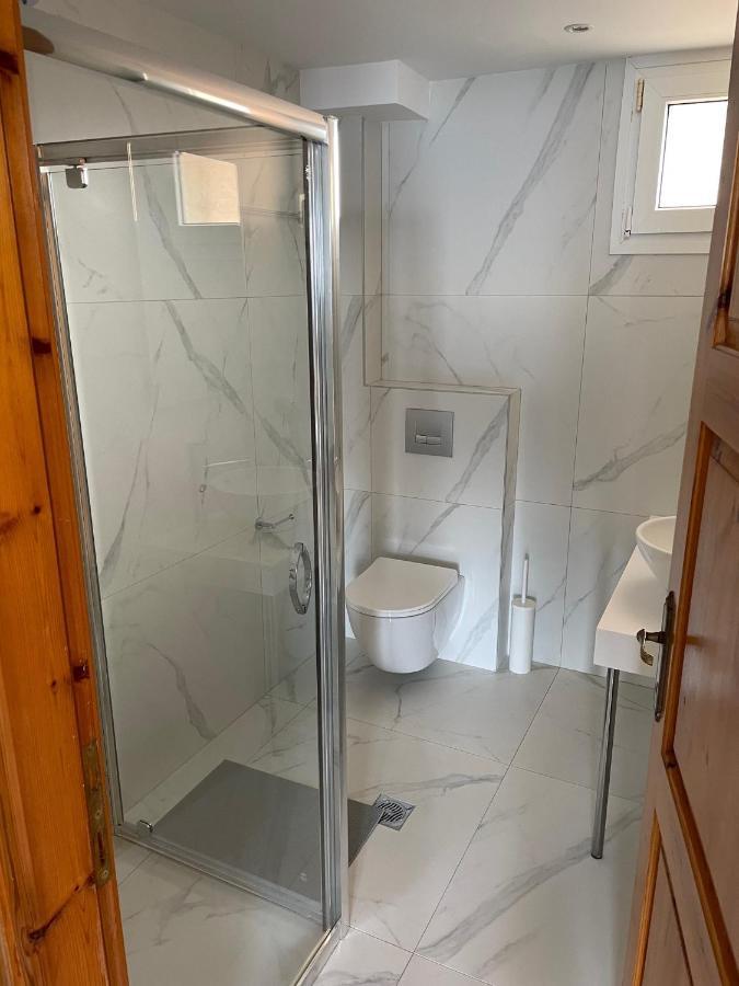 Elvetia Villa Потос Екстериор снимка